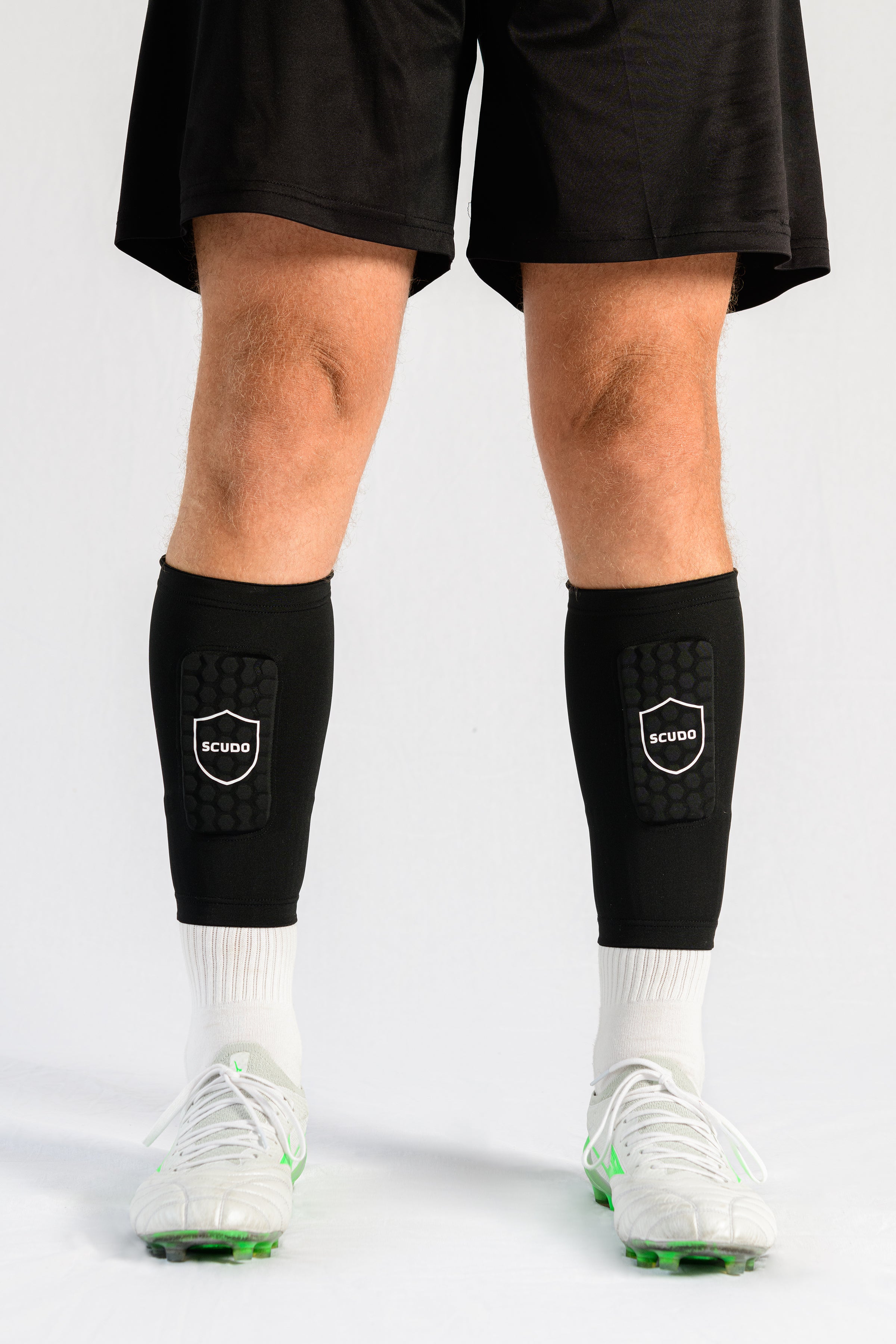 Built-In Compression Shin Pads - Adults